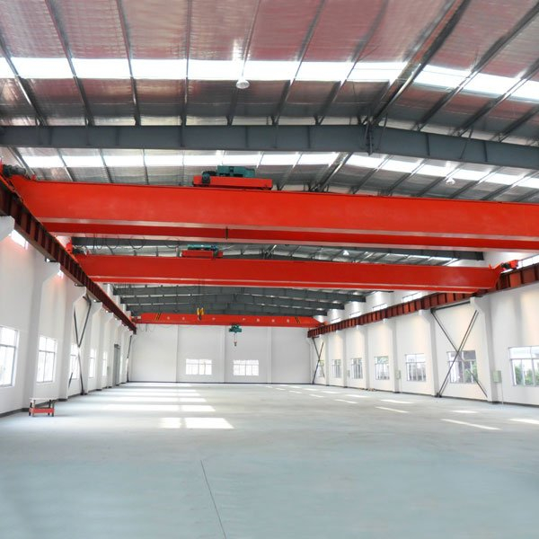 Double girder bridge crane